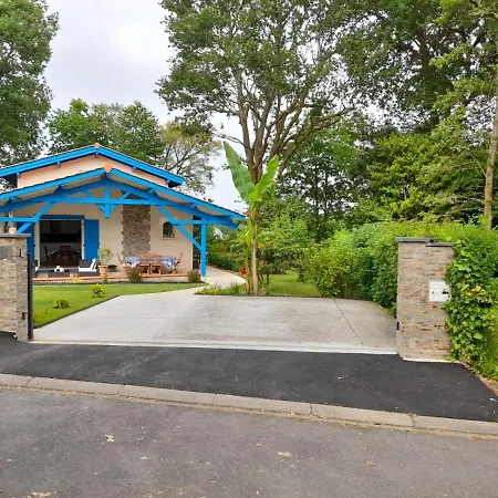 לינה וארוחת בוקר La Clairiere Du Seignanx 3*